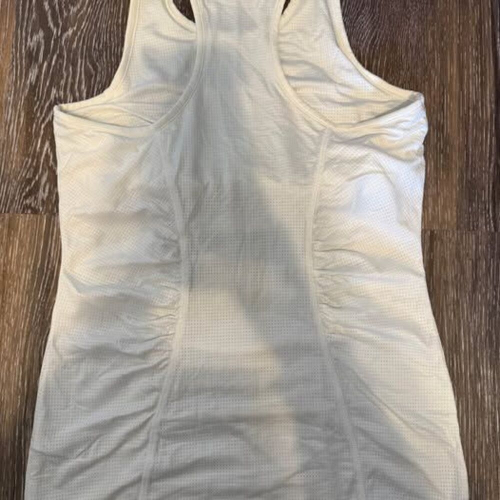 Lija Racerback small Tank Top - Picture 5 of 8